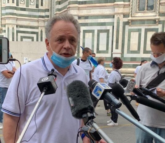 Toscana, “Seconda ondata senza nuove assunzioni, né tracciamento per il personale sanitario”