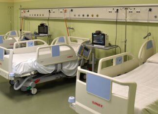 Coronavirus in provincia di Arezzo, 302 nuovi casi, 76 ricoverati,16 in terapia intensiva, 2 decessi