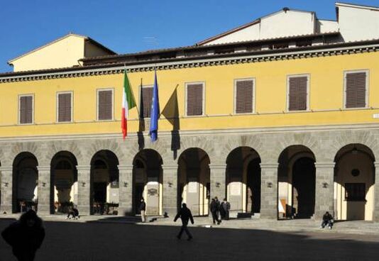 Montevarchi: lunedì prossimo uffici comunali chiusi per il ponte dell’Immacolata
