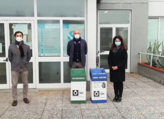 Terranuova: consegnati a scuola i contenitori per la raccolta differenziata