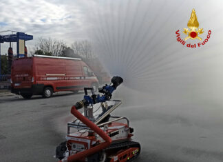 Ai vigili del fuoco arriva “Trypper” il nuovo robot cingolato