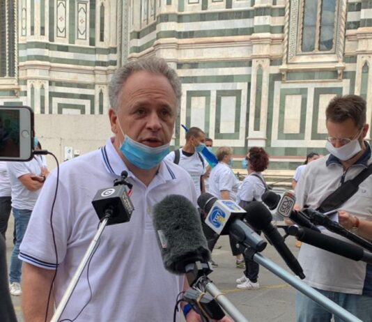 Vaccini, “Esclusi dalla prima tranche operatori del 118, infermieri di famiglia e USCA, impegnati in prima linea contro il Covid”