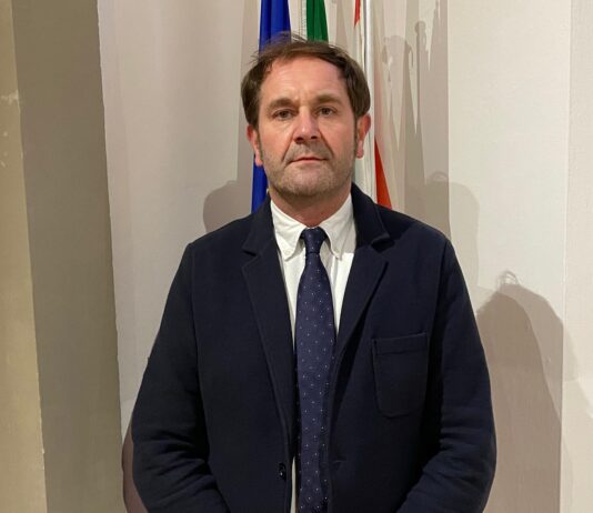 Vaccini, Veneri (Fdi): “I rappresentanti e le figure commerciali vengano inseriti tra le categorie da vaccinare con priorità”