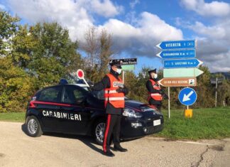 Nottetempo all’interno di una rivendita di pneumatici, svuotando la cassa: un pregiudicato denunciato dai Carabinieri di Terranuova Bracciolini