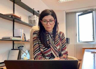 Un bastone elettronico per non vedenti. Lo userà la Protezione civile nelle emergenze