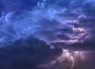 Forte vento di grecale in arrivo sulla Toscana: codice giallo sabato 6 novembre