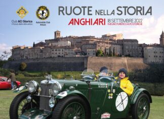 Ruote nella Storia, ad Anghiari la partenza della manifestazione per gli amanti delle auto d’epoca