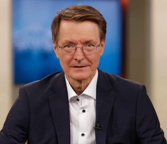 Covid-19: il tracciamento secondo il ministro della salute tedesco Karl Leuterbach