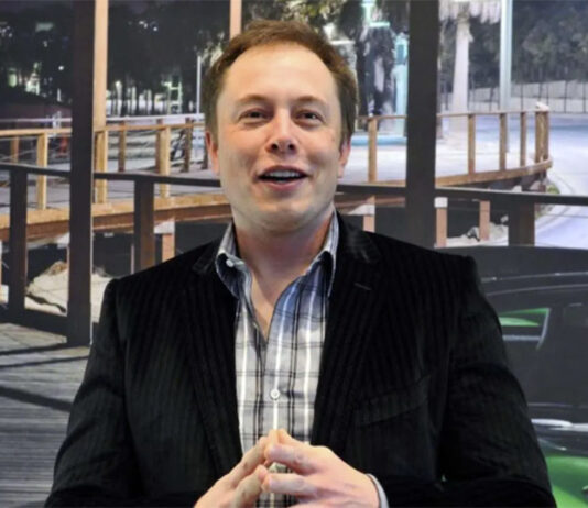 Elon Musk acquista Twitter: “L’uccellino è stato liberato”