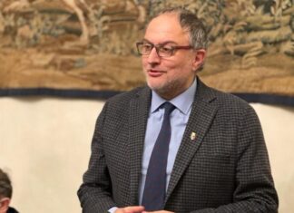 Trasporti Fratelli d’Italia: “il gestore unico voluto dalla sinistra cerca autisti alla Caritas da cittadini toscani ci vergogniamo”