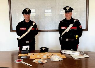 Denunciati due giovani in Valdarno per detenzione di stupefacenti a fini di spaccio