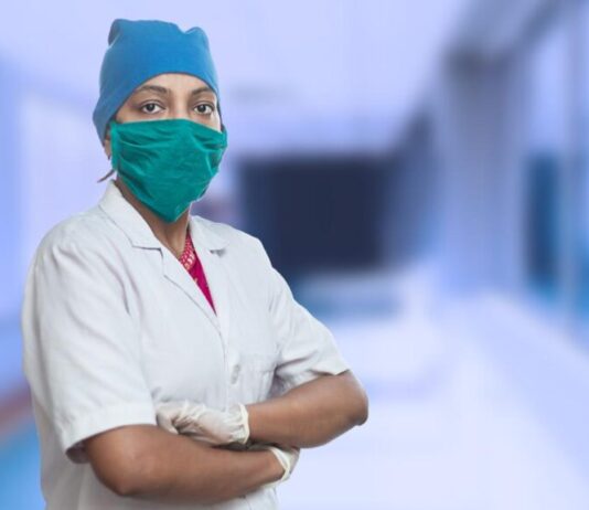 L‘Ordine professionale non può sospendere il sanitario non vaccinato