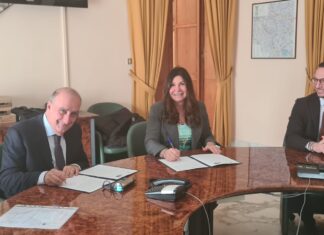 Sottoscritto in Prefettura il protocollo d’intesa con l’azienda Usl Toscana Sud Est su viste mediche ai cittadini stranieri da collocare nei centri di permanenza per i rimpatri