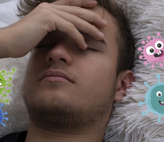 Reazioni avverse ai vaccini mRNA Covid-19? Secondo il dr. Palmer è tutta colpa dei NoVax