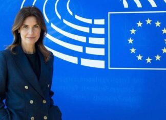 Scandalo UE: sigilli all’ufficio di Federica Garbagnati, assistente dell’europarlamentare DEM Alessandra Moretti