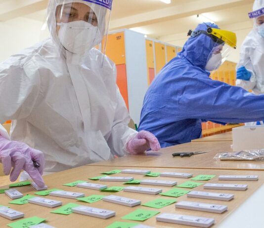 Coronavirus: in Toscana 1904 nuovi casi. 22 decessi con un’età media di 85,4 anni