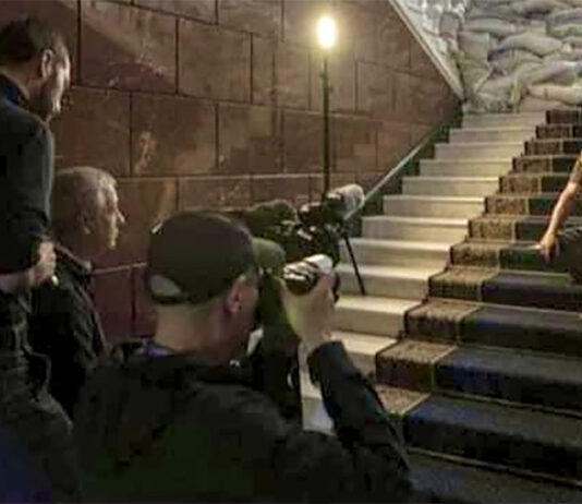 Volodymyr Zelensky ospite in videocollegamento nella serata finale di Sanremo