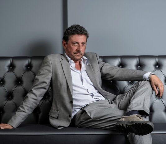Il doppio appuntamento con Sergio Castellitto in “Zorro” chiude la stagione al Signorelli