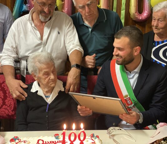 Bibbiena, il sindaco Vagnoli festeggia i 100 anni di Norma Giannini