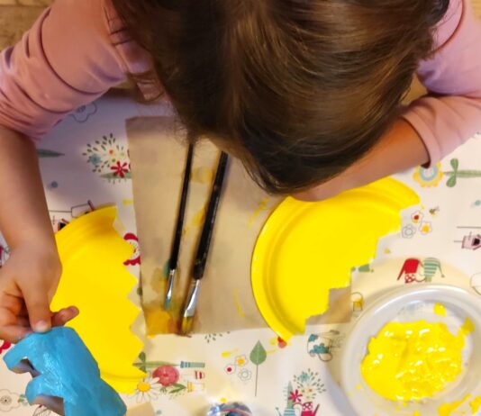 Laboratorio creativo per bambini dedicato alla mostra INCANTO al Museo della Fraternita dei Laici