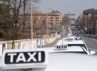 Domani sciopero nazionale dei taxi, dalle 8 alle 22