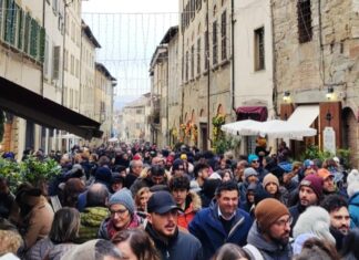 Il primo novembre, festa dei lavoratori, gli addetti al commercio scioperano