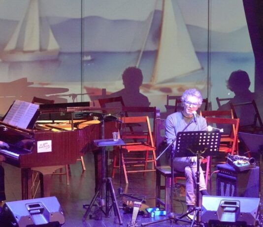 10 novembre ore 18.00 in scena ISTANTI di e con Francesco Seri per NUOVI ORIZZONTI la rassegna di teatro contemporaneo di Monterchi