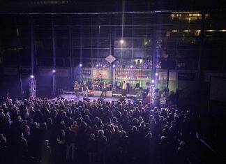 Un successo il concerto dei Punkcake: mille persone hanno preso parte alla grande festa musicale di Red Fest