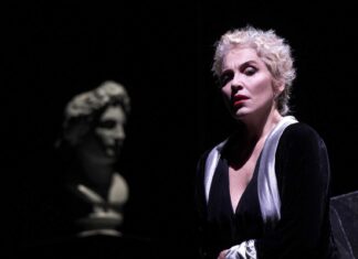 La “Fedra” della Compagnia Lombardi Tiezzi al Teatro Petrarca di Arezzo