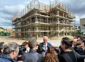 Giani visita a San Giovanni il cantiere della Casa di comunità