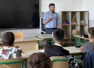 Terranuova, il Sindaco saluta gli studenti per l’inizio delle lezioni