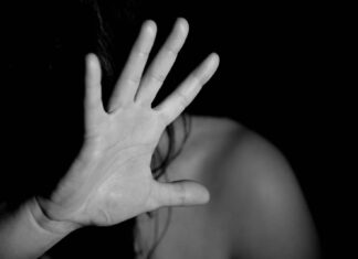 “Stop alla violenza sulle donne” a Levane con il personale del 118