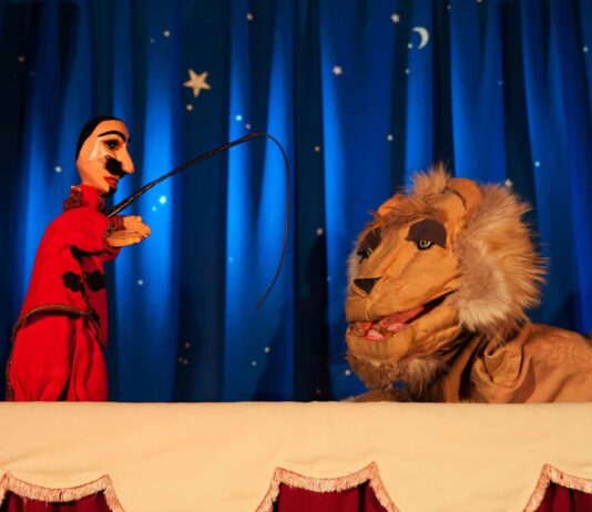 Teatro di Cavriglia: lo spettacolo con i burattini “Fantasia a 4 mani”