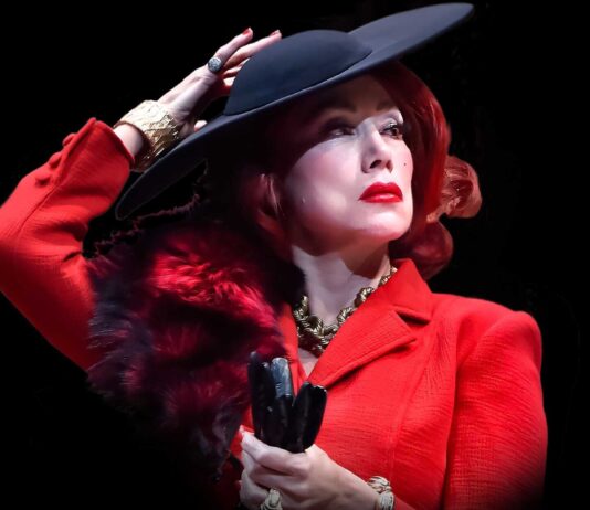 Al Teatro di Cavriglia arriva lo spettacolo con Nancy Brilli