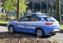 Polizia: daspo urbano per 2 minorenni e tre stranieri