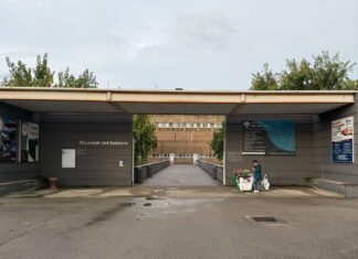 Incidente sulla Setteponti ferita una giovane di 18 anni