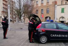 Montevarchi: rapina aggravata in pieno centro, arrestati due ragazzi