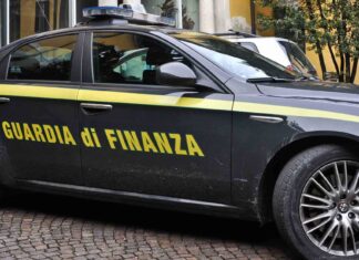 Truffa da 5,8 milioni ad Arezzo: radiato e condannato ex consulente