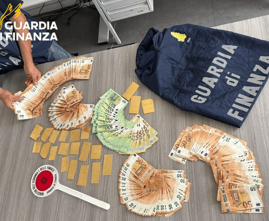 GdF: sequestro di oro e contanti in un’azienda del Valdarno
