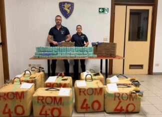 Polizia stradale: maxisequestro di mezza tonnellata di hashish in A1